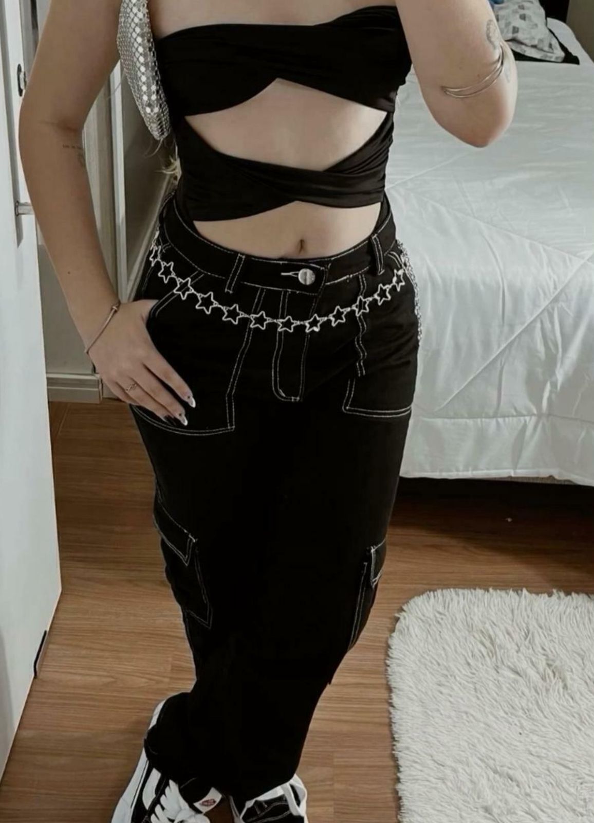 Calça cargo costura branca